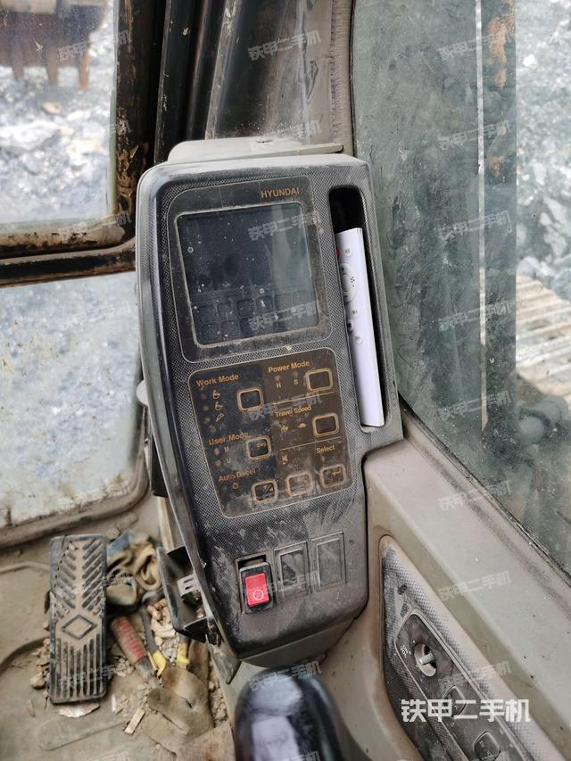 现代r335lc-7挖掘机