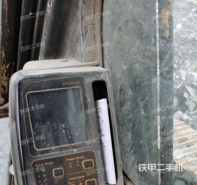 现代r335lc-7挖掘机