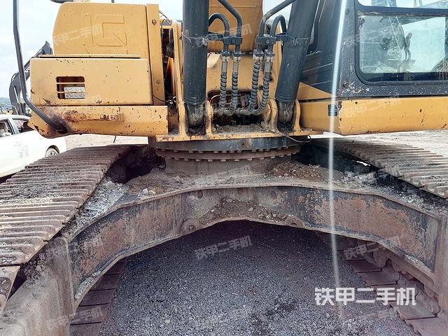 柳工clg933e挖掘机