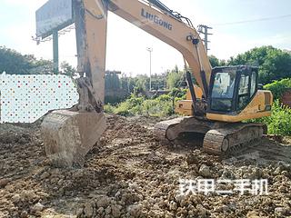 柳工clg920e挖掘机实拍图片