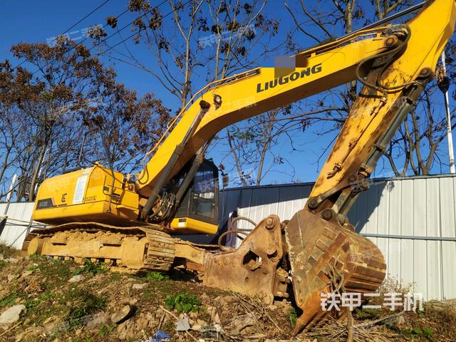 柳工clg920e挖掘机