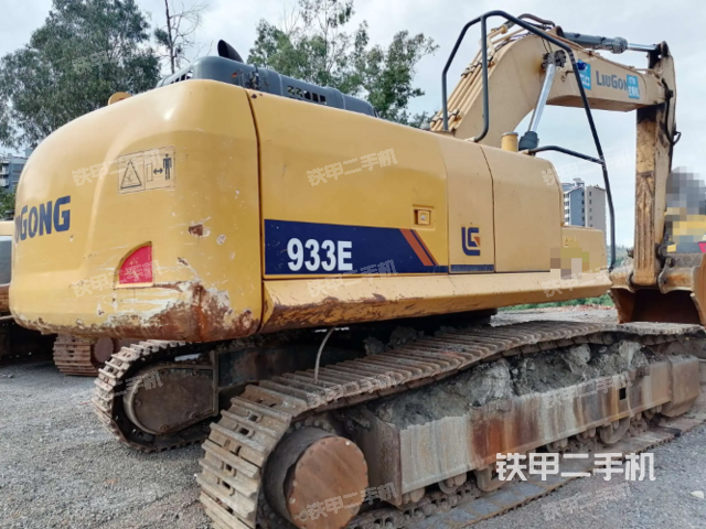 柳工clg933e挖掘机