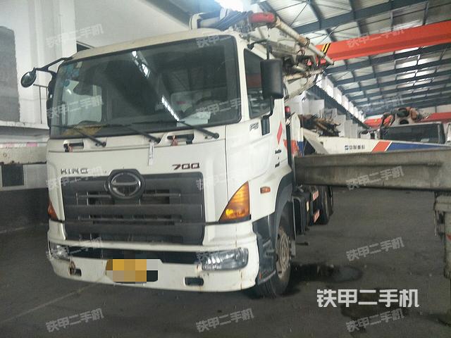 中联重科ZLJ5331THB47泵车