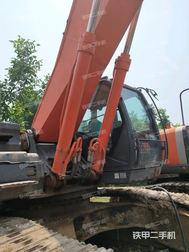 日立zx350h3挖掘机