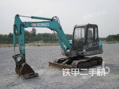 神钢SK60-C挖掘机