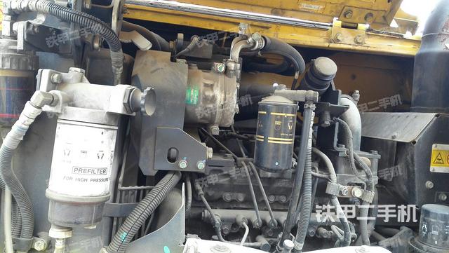 小松pc708挖掘机
