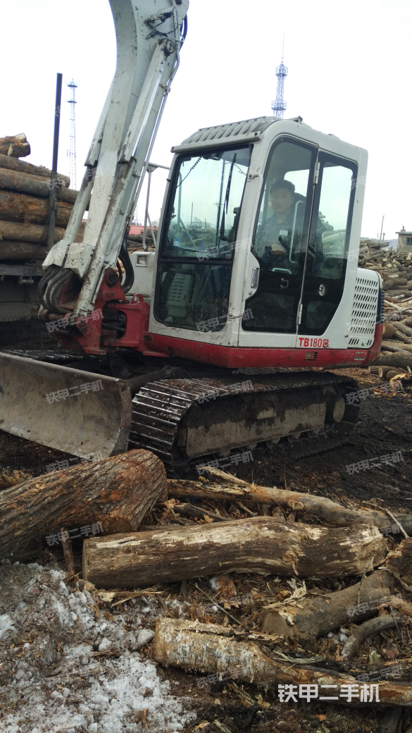 竹内tb180挖掘机