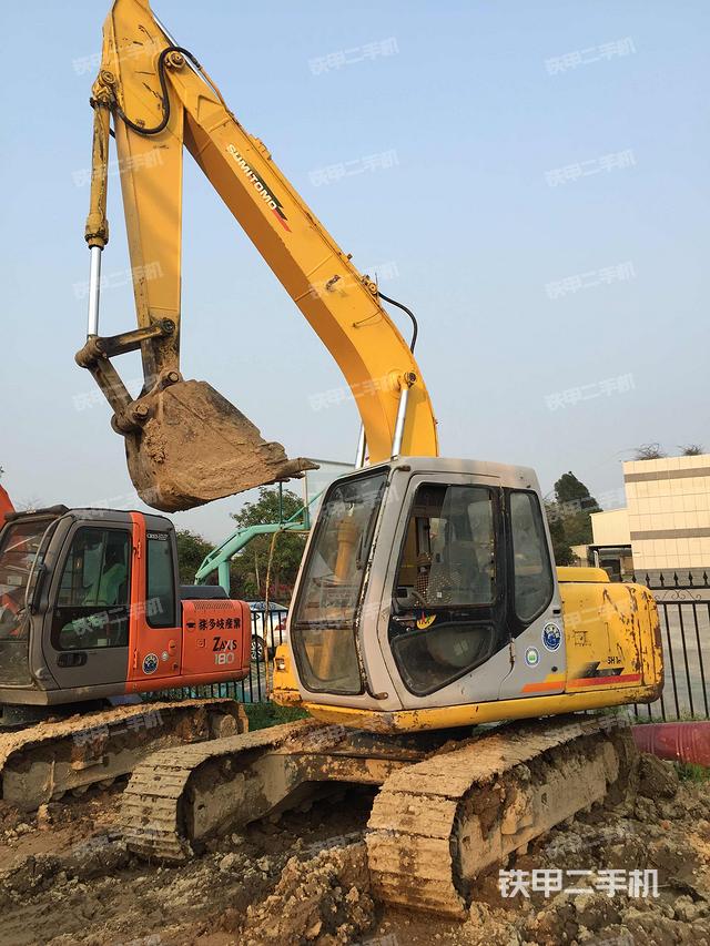 住友sh120a2挖掘机