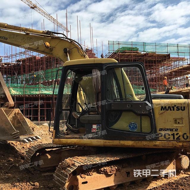小松PC120-6挖掘机