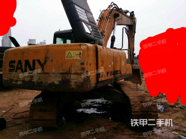三一重工SY215C-8挖掘机