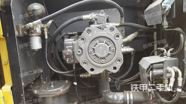 住友sh200a3挖掘机