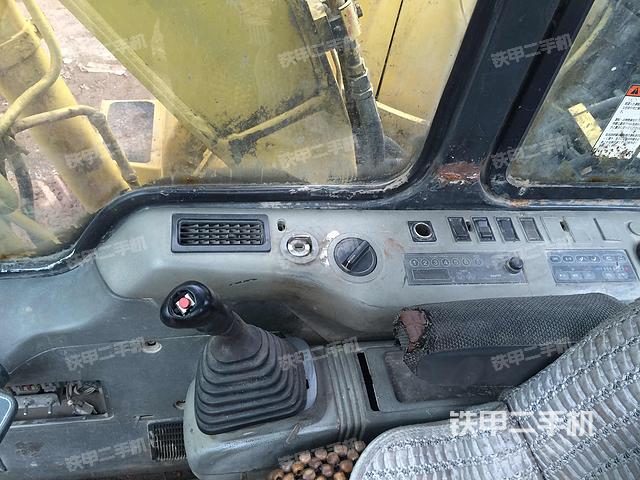 小松pc1206挖掘机