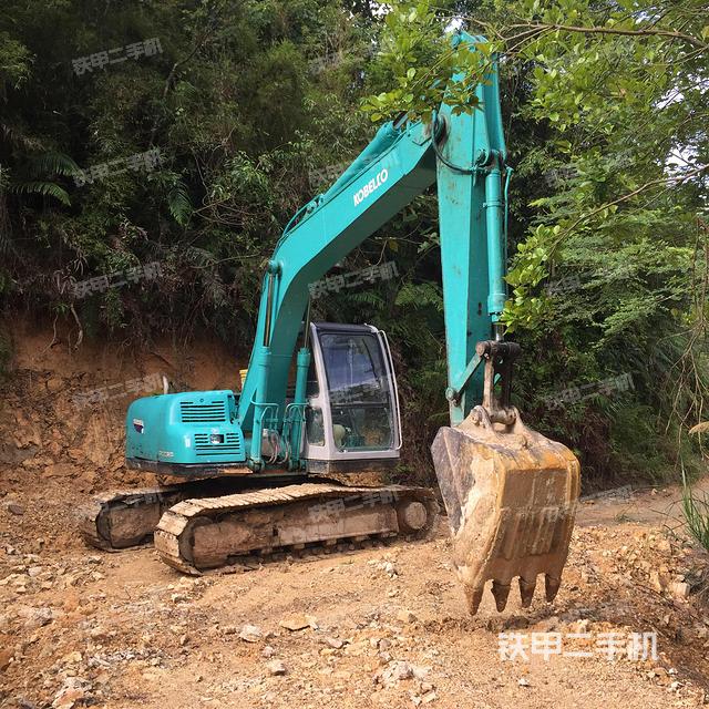 神钢sk120-6挖掘机