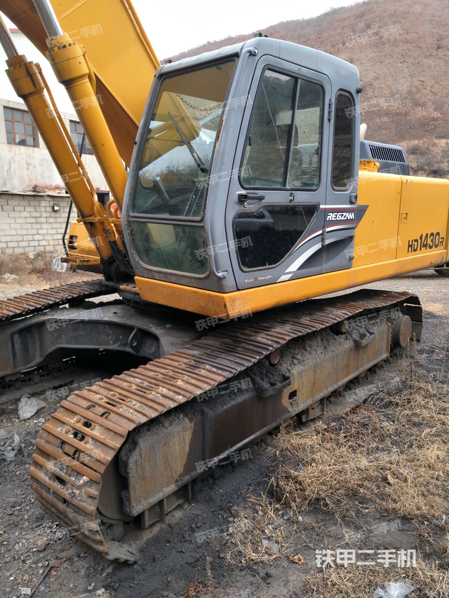 加藤hd1430r挖掘机