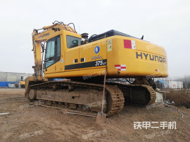 现代r335lc7挖掘机