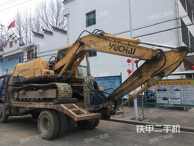 玉柴YC135-8挖掘机