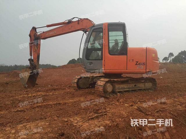 日立EX75-3挖掘机