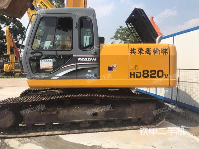 深圳工程机械市场二手加藤HD820V挖掘机价格