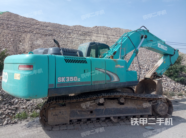 神钢sk350lc-8挖掘机