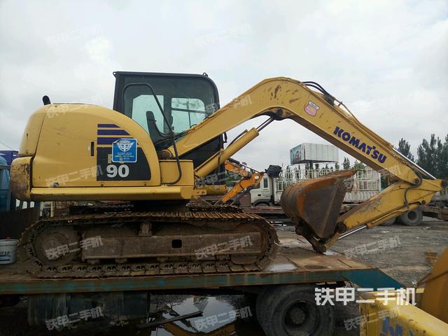 小松pc90挖掘机