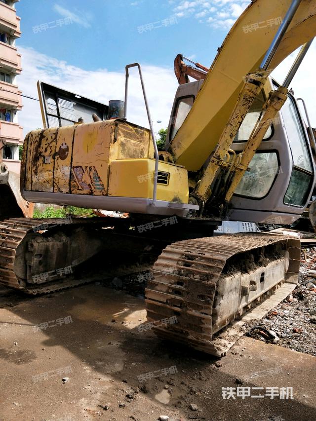 住友sh120a2挖掘机