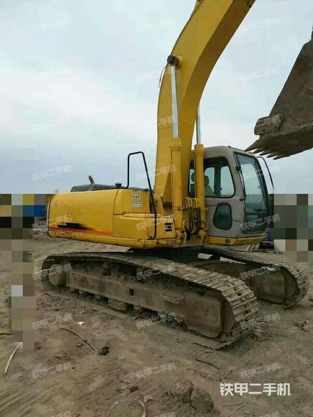 住友sh200a3挖掘机
