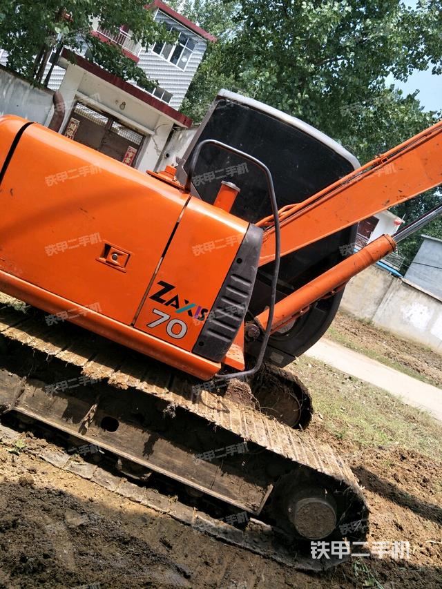 日立zx70挖掘机