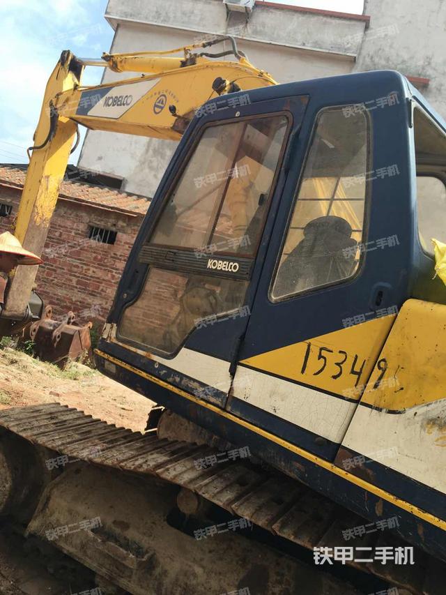 广东肇庆市神钢sk200-3挖掘机