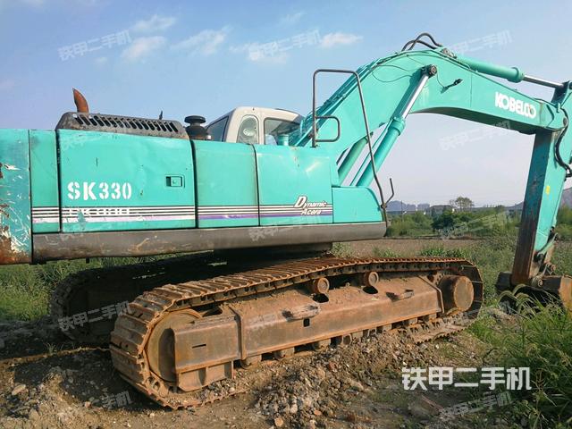 神钢sk330挖掘机