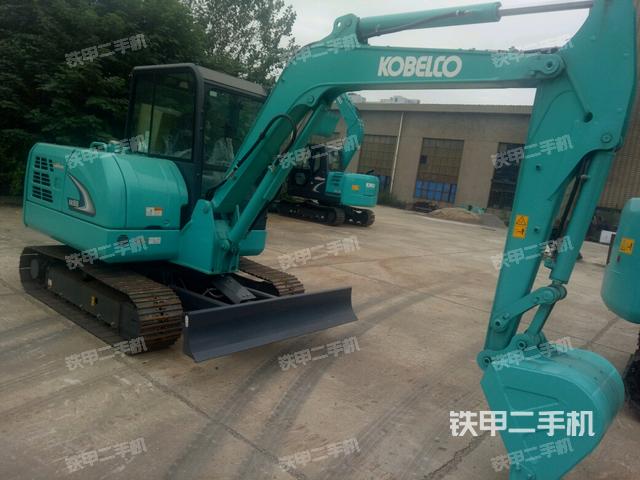 神钢SK60-8挖掘机
