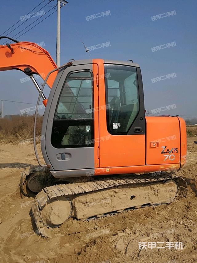 日立zx70挖掘机
