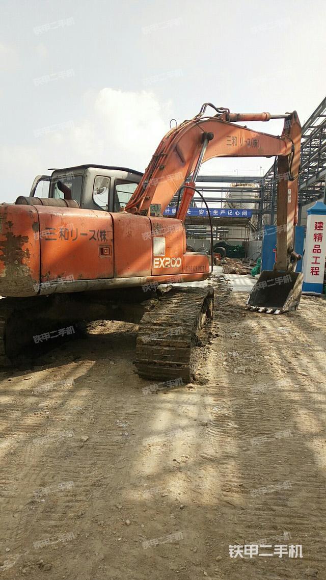 日立EX200-5挖掘机