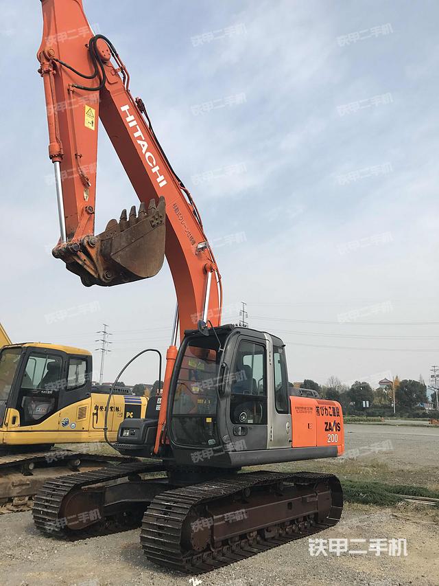 日立zx2003挖掘机