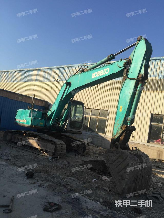 神钢sk200-6e挖掘机