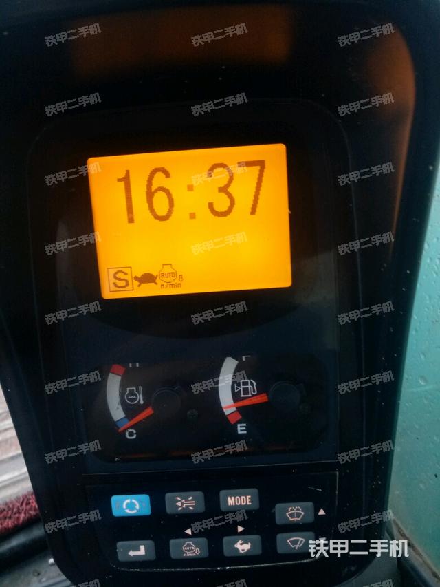 神钢sk200-11挖掘机