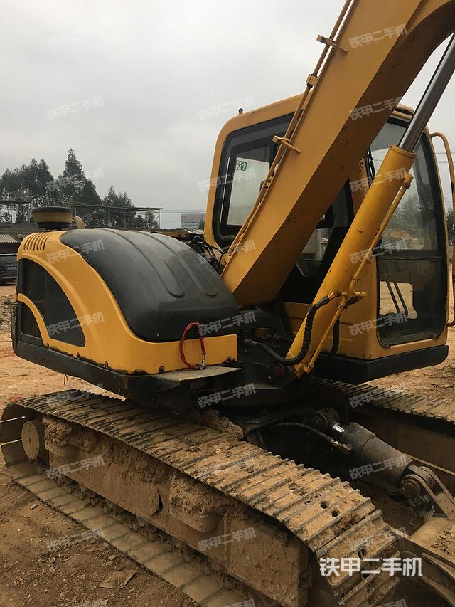 玉柴yc858挖掘机