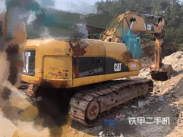 卡特彼勒320D液压挖掘机