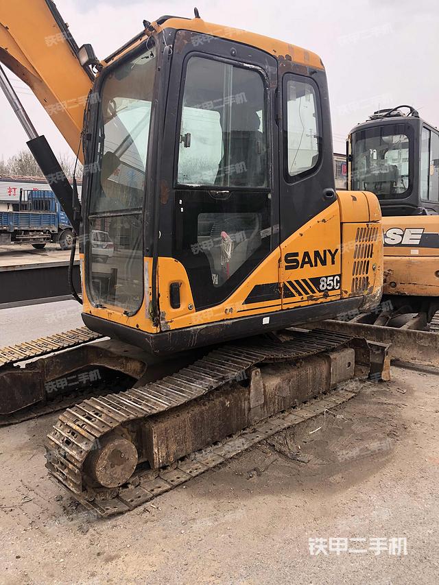 三一重工sy65挖掘机