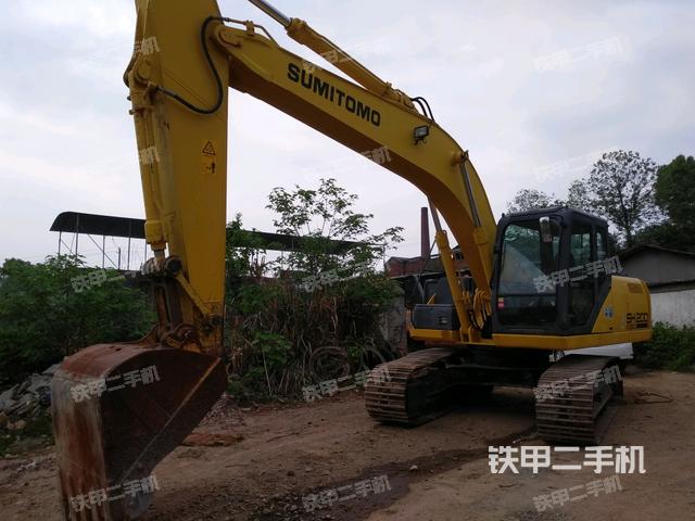 住友SH200-5挖掘机