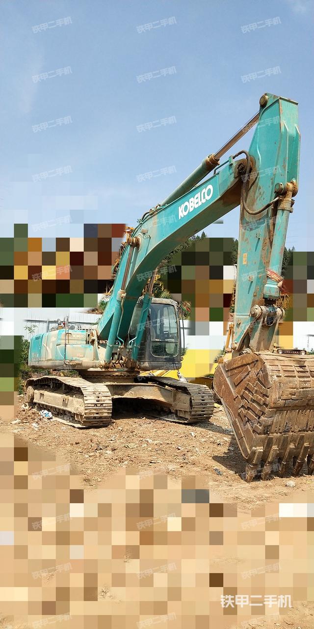 神钢sk350lc-8挖掘机