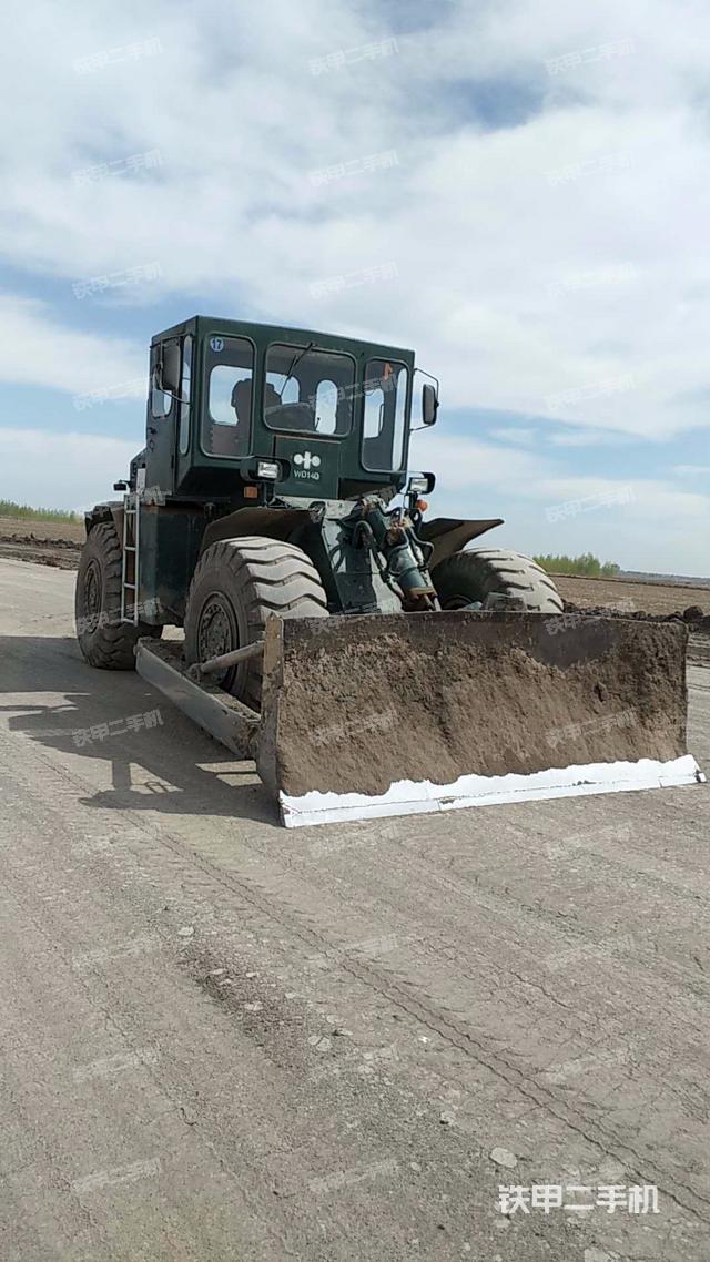 宇通重工gjt112(军用)推土机