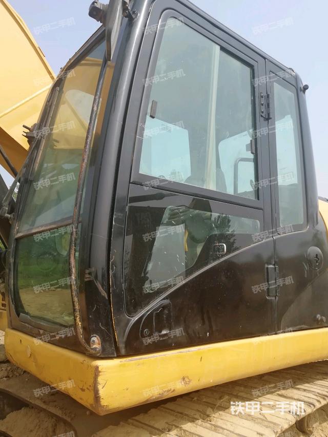 卡特彼勒329D挖掘机