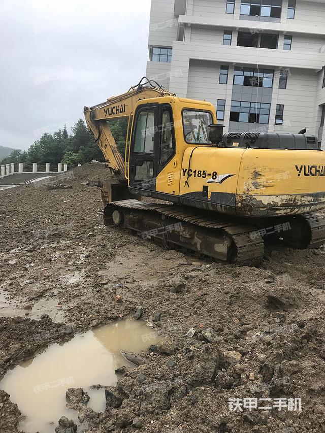 玉柴YC135-8挖掘机