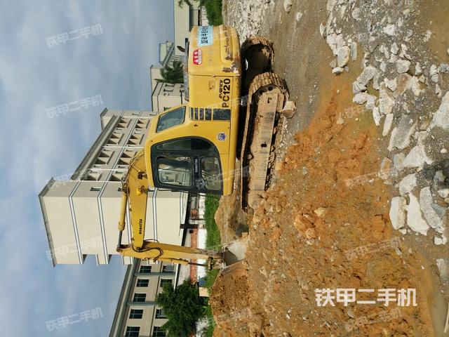 小松PC100-6挖掘机