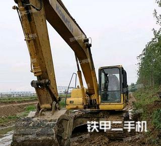 安徽-滁州市二手小松PC200-7挖掘机实拍照片