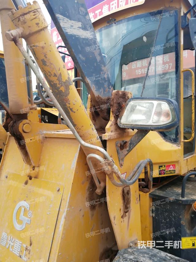 山东鲁工lg930装载机