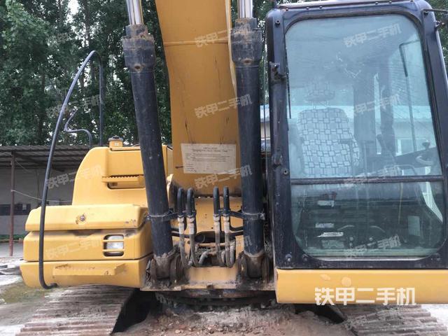 卡特彼勒320D液压挖掘机