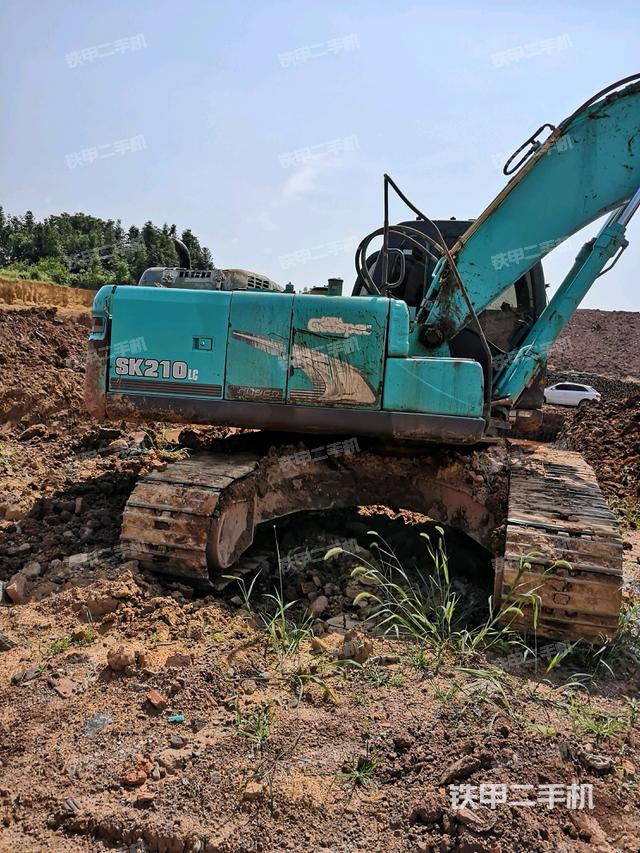 神钢sk210lc8挖掘机
