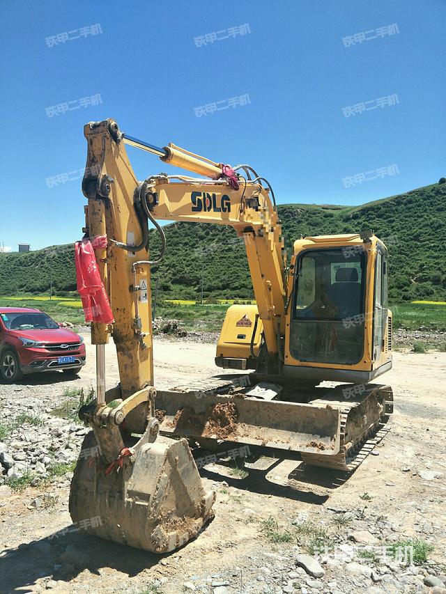 山東臨工lg685挖掘機