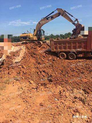 卡特55挖掘机图片